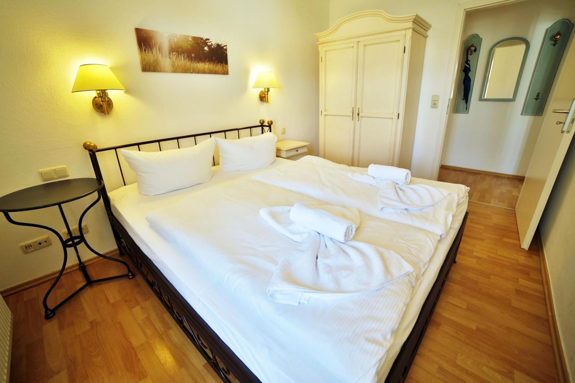 Ferienwohnung Binzer Strandgut Im Haus Jahreszeiten Binz Exterior foto