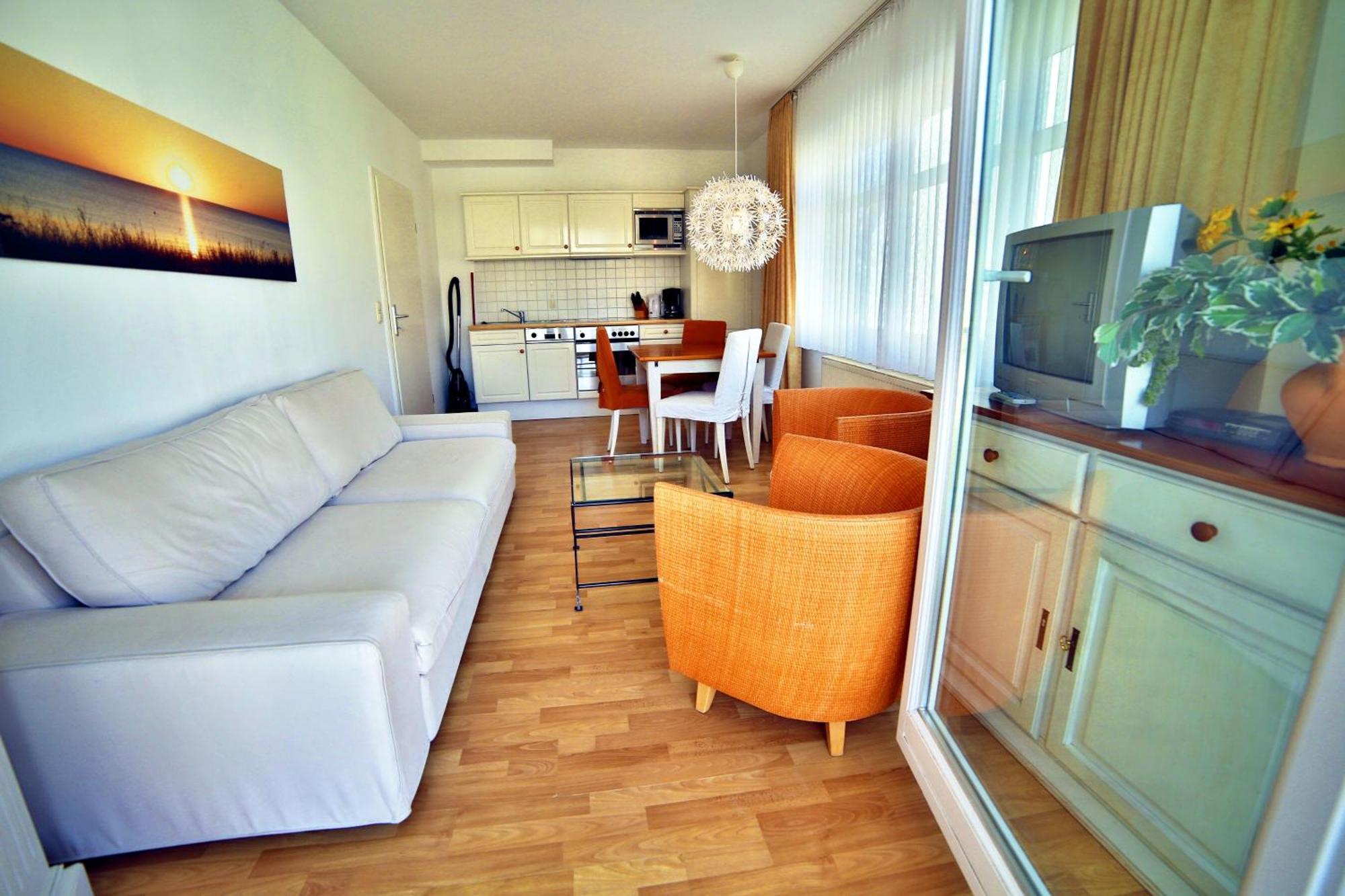 Ferienwohnung Binzer Strandgut Im Haus Jahreszeiten Binz Exterior foto